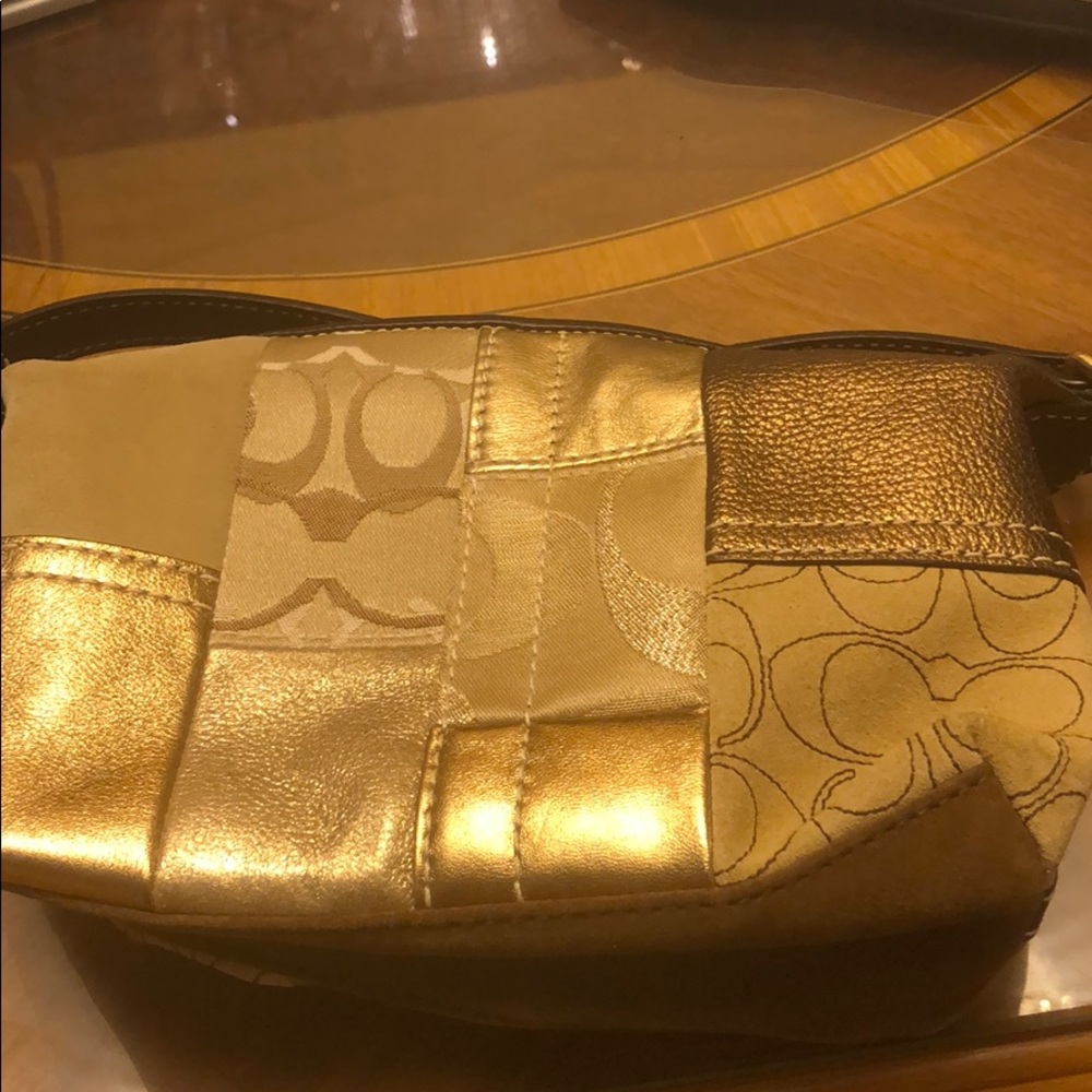 Beautiful, like new, Coach leather small bag